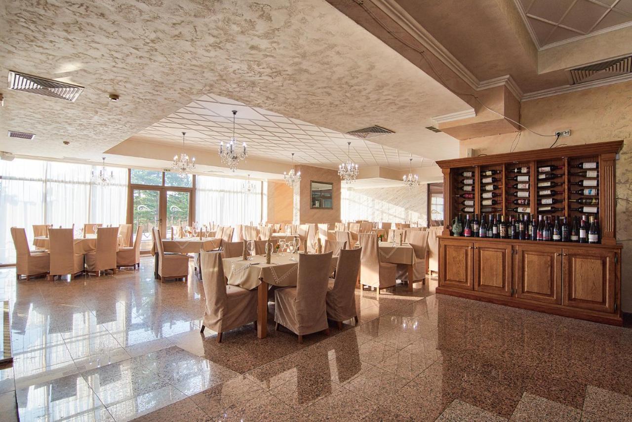 Park Hotel Arbanassi Εξωτερικό φωτογραφία