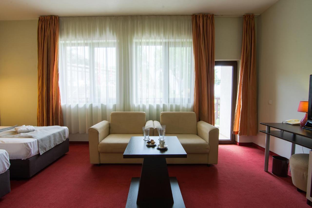 Park Hotel Arbanassi Εξωτερικό φωτογραφία