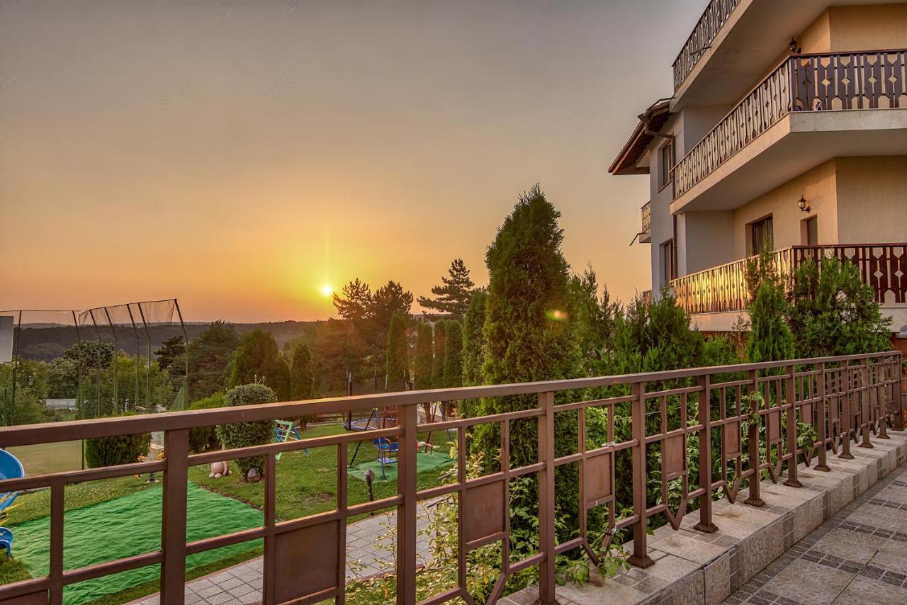 Park Hotel Arbanassi Εξωτερικό φωτογραφία